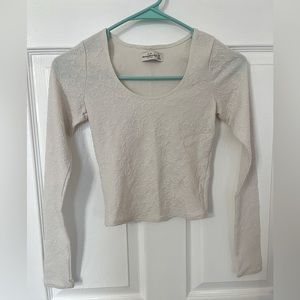 Abercrombie & Fitch long sleeve crop top
